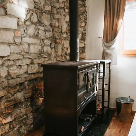 Casa Di Volce - 1801 Stone House Vikendica