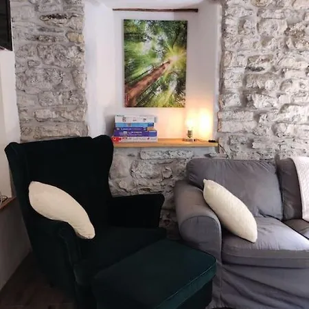 Casa Di Volce - 1801 Stone House 펜션 톨민