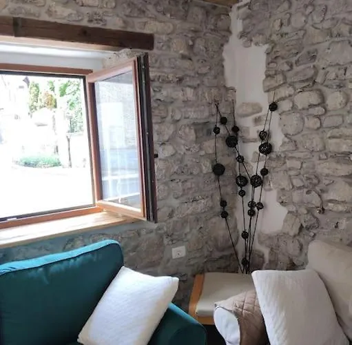 Casa Di Volce - 1801 Stone House *